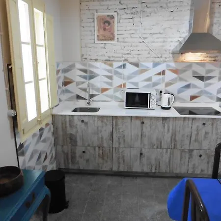 Departamento Con Balcon Daire *