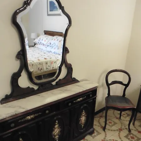 Daire Departamento Con Balcon Tarragona