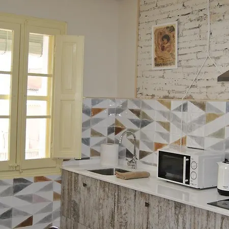 Daire Departamento Con Balcon Tarragona