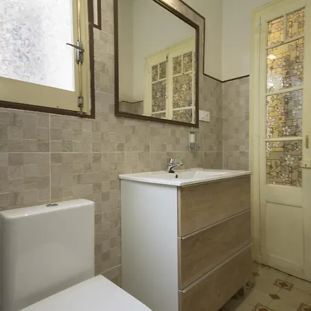 Daire Departamento Con Balcon Tarragona